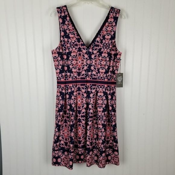 Vince Camuto Skater Dress Size 12 Sleeveless Pleated Fit & Flare multi color NWT - Picture 12 of 12